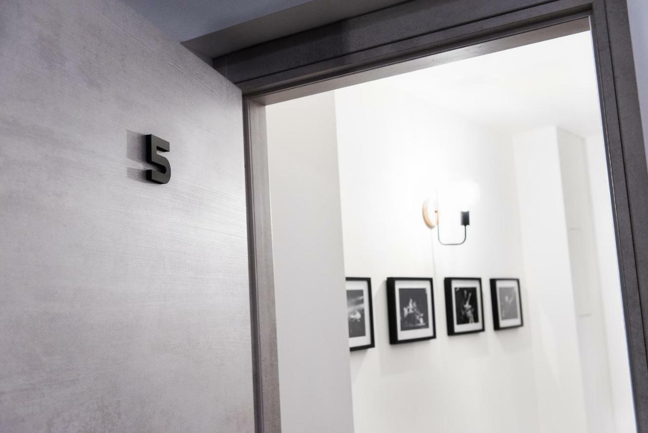 Colosseum Music Design โรม ภายนอก รูปภาพ